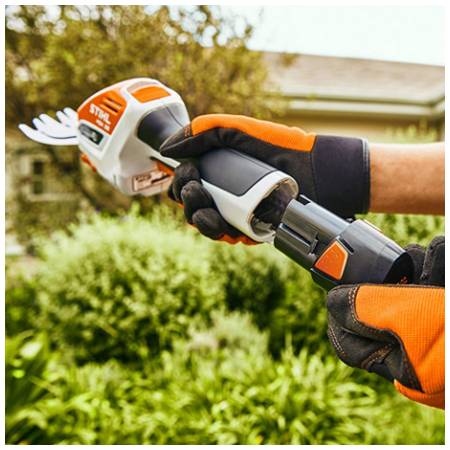 STIHL HSA 26 aku nůžky a plotostřih SET